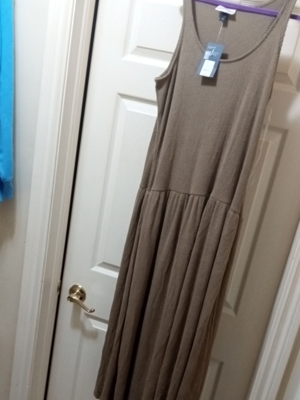 Crew or V-Neck Ribbed Sweater Label